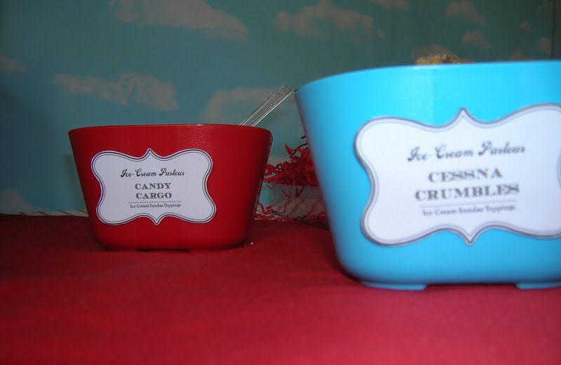 airplane party dessert table signs