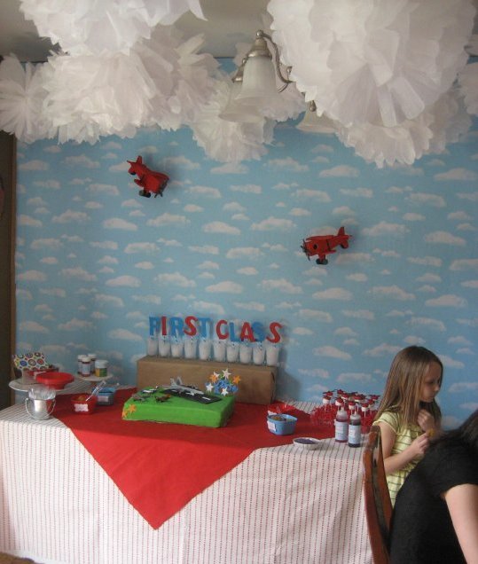 airplane dessert table 2