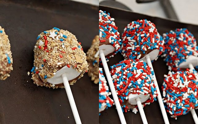 4th Of July marshmallow pops