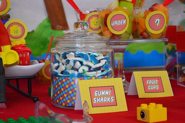 LEGO party dessert table 6
