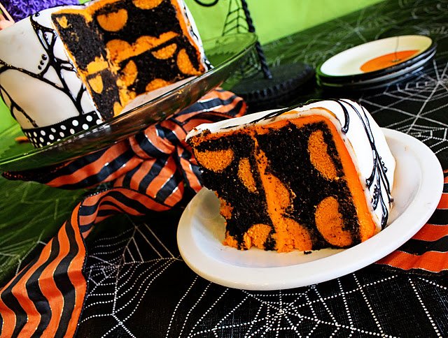 Halloween party polka dot cake
