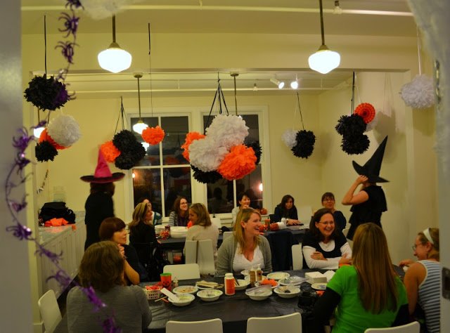 Trophy Cupcakes party shop/party room