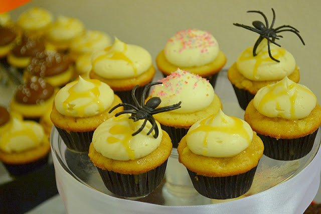 Trophy Cupcakes party shop cupcakes