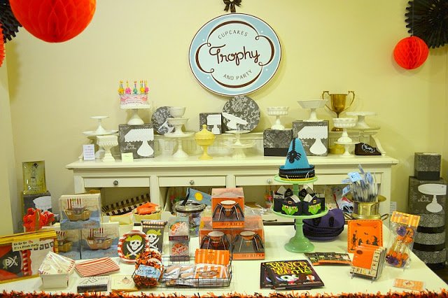 Trophy Cupcakes party shop
