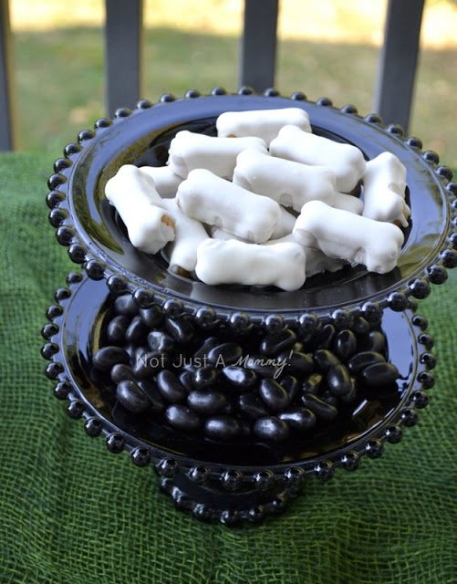 zombie party treat table bone crackers