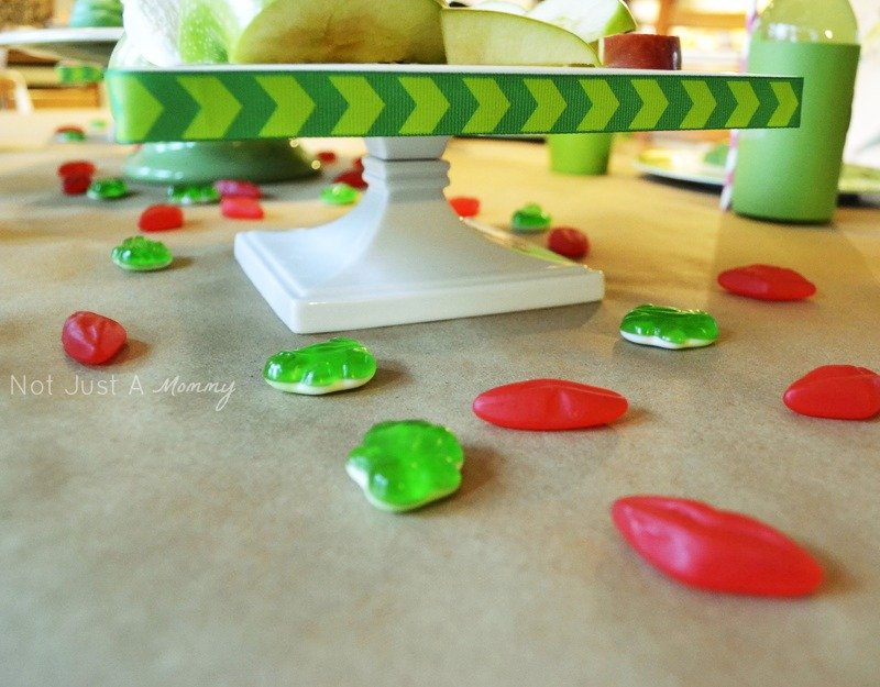 Kiss Me I'm Green Kermit The Frog Valentine's Day/St. Patrick's Day party gummi sprinkles