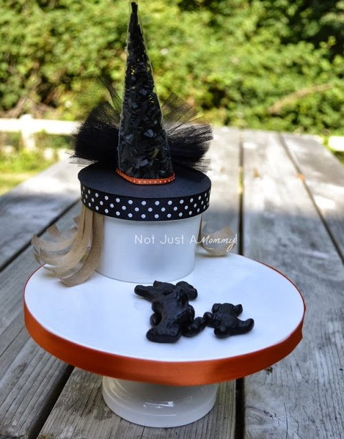It's Halloweek! Witch Crafts soup container craft