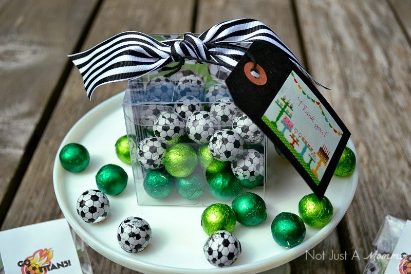 candy soccer ball favor box