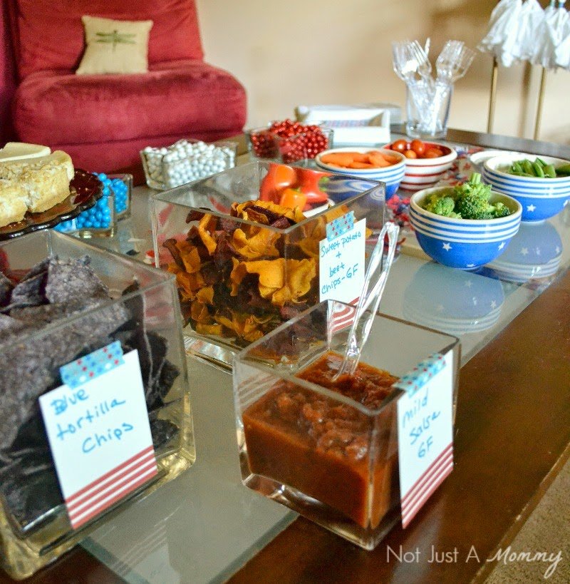 It’s Hip to be Square with Chinet® House Party GNO place cards