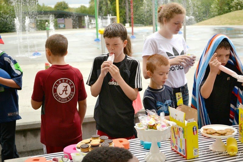 Real Party - Popsicle Park Party guests