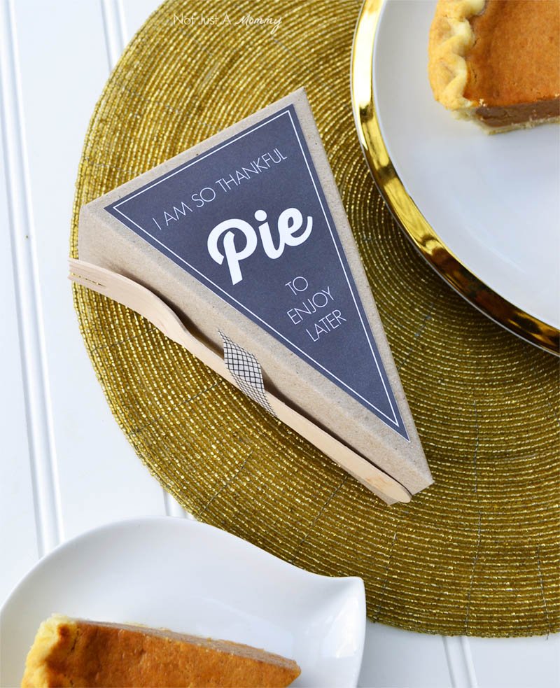 Free pie labels designed exclusively for A La Modo pie slice boxes