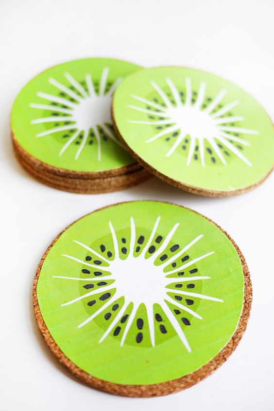 9 chic kiwi recipes and crafts to try: kiwi coasters