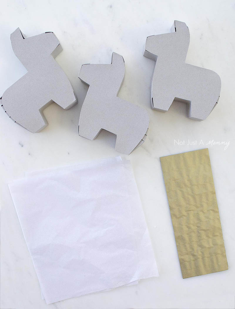 Mini Unicorn Piñatas supplies