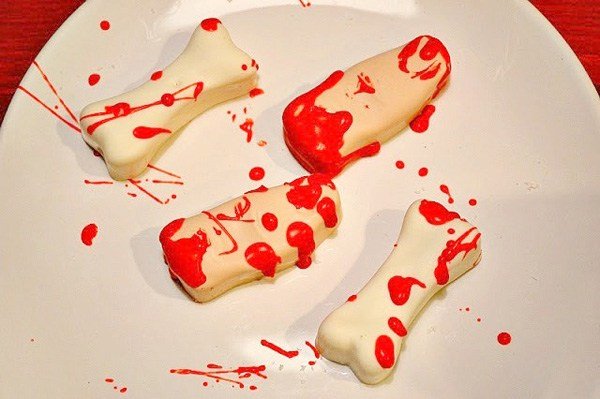 Halloween Halloweek candy fingers