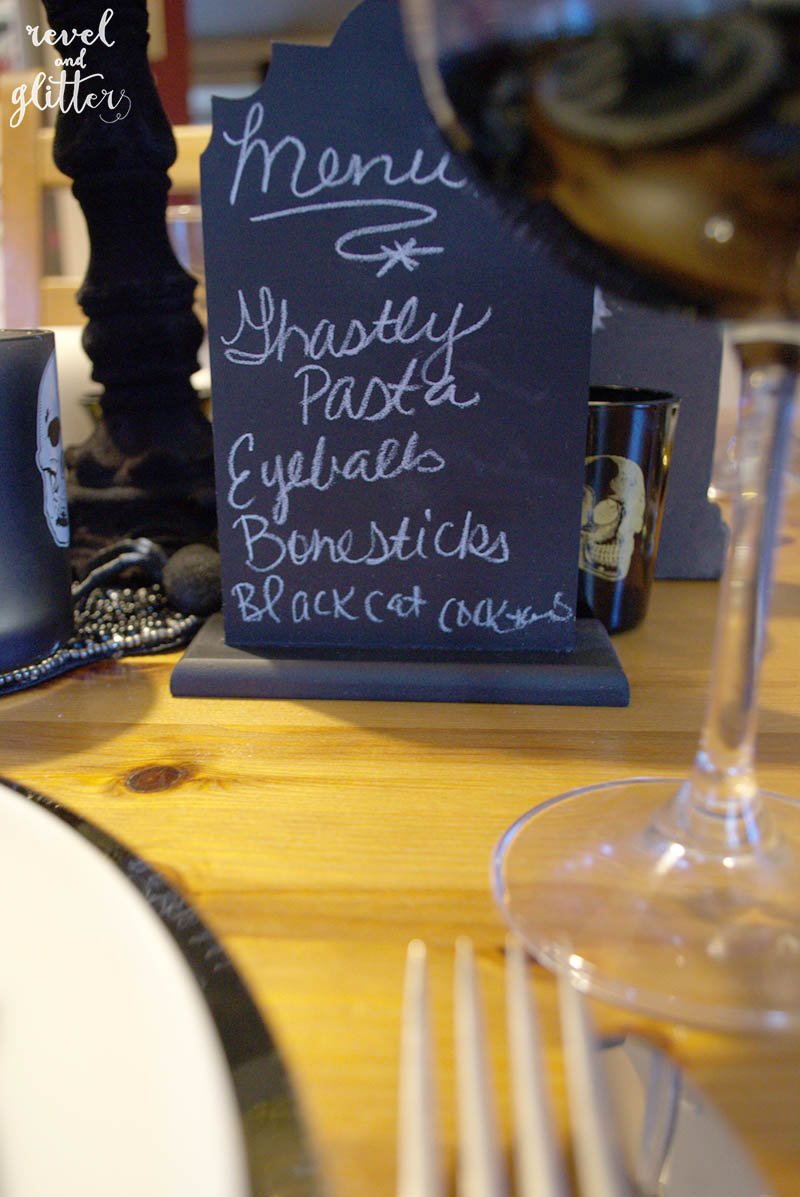 Spooky Chic Halloween table menu