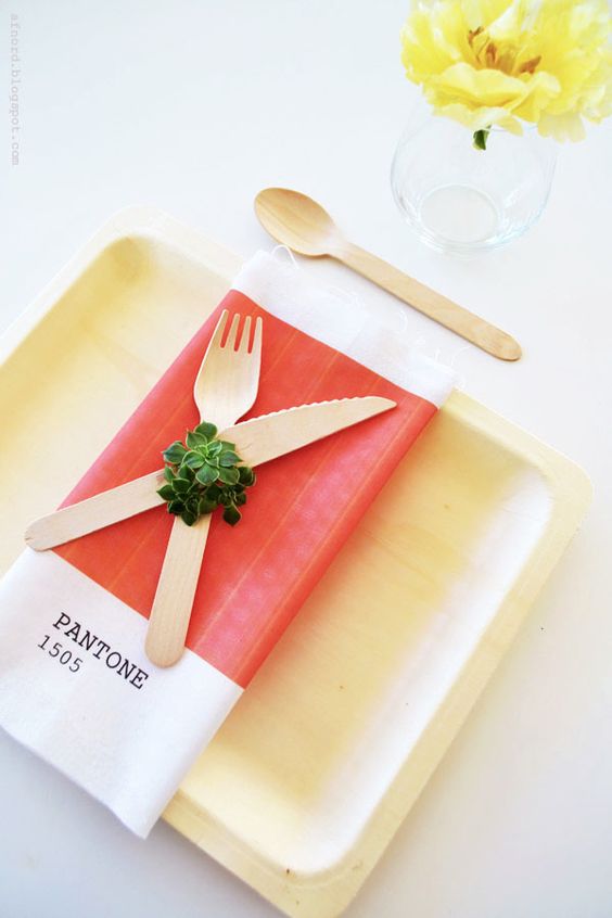 Be inspired with PANTONE and throw a PANTONE-inspired party; napkin
