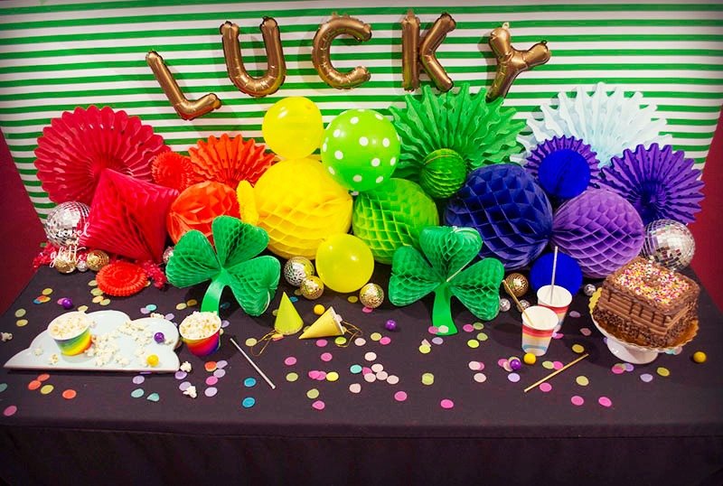 A fun rainbow party table for St. Patrick's Day