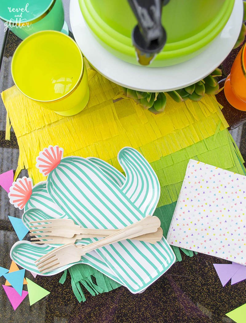 Get ready for Cinco de Mayo with my cactus inspired table; cactus plates