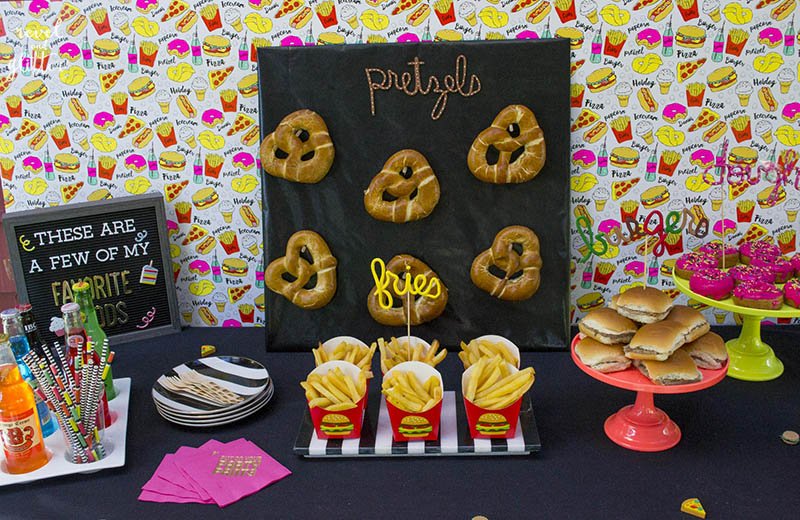 A Favorite Foods party table for teens
