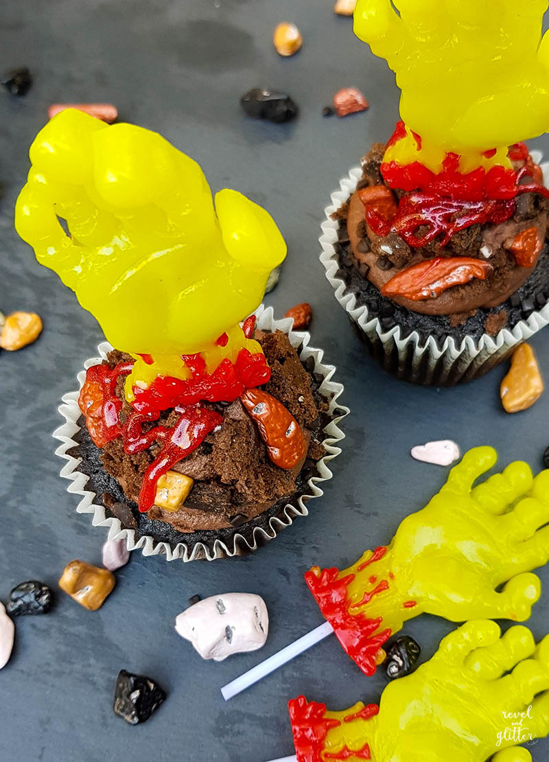 5 Last Minute Halloween Cupcake Ideas; gummy zombie hands