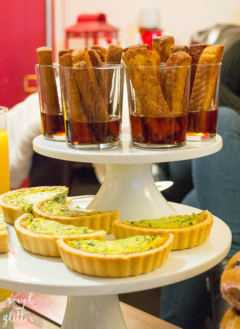 How to host a holiday gift wrapping brunch; French toast sticks