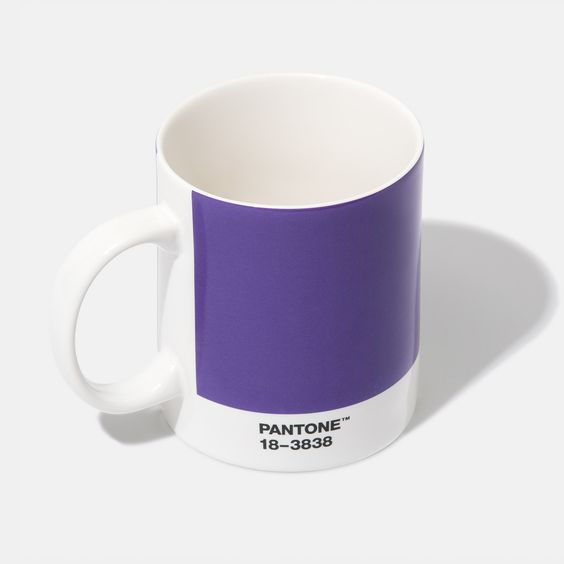 Entertaining with PANTONE's Color Of The Year 2017 - Ultra Violet: mug